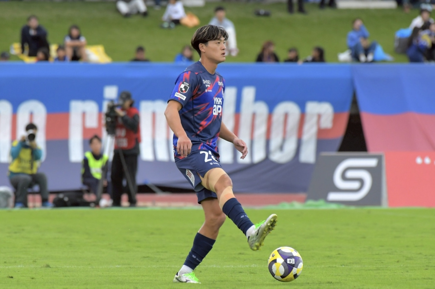 布施谷翔選手試合着用サッカースパイクプレゼント企画4枚目の画像