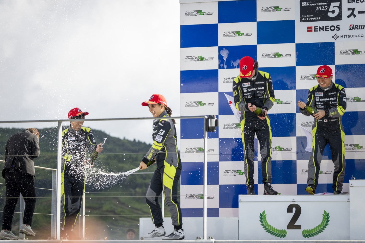 猪爪杏奈選手表彰台キャップ BRIDGESTONE (S耐 Rd.5 AG)プレゼント企画プレゼント企画2枚目の画像